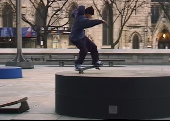 Kevin Bilyeu a stylová nálož v novém DC partu