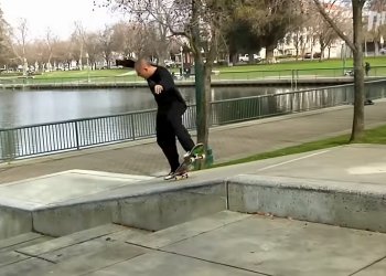 Ryan Connors v zabitým partu plným wheelie komb