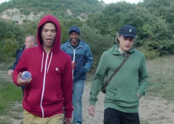 Element se hlásí s tour videem z Barcelony