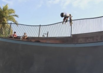 10letý bowlař Gavin Bottger se s radiusy nemazlí
