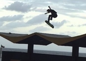 Shaun Witherup v partu Angola pro Familia skateboards