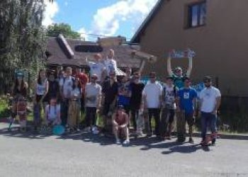 Go Skateboarding Day užívali i v Třineckém skateparku