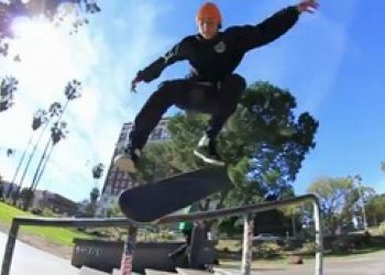 Už jste viděli double flip fs noseslide?