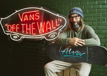 Tony Alva - Drogy, smrt a Dogtown