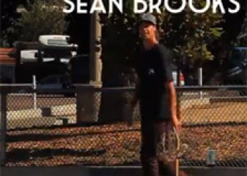 Matt Lane a Sean Brooks v Lincoln Plaze