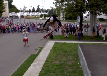 Max Kruglov vyslal do světa street Bangin