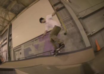 Wade Desarmo v bombách pro Hélas Caps Canada