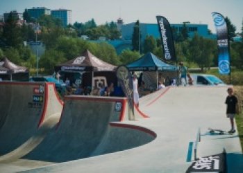 Pek a Jurášek si nejlépe poradili s vedrem na Skate Contestu Jihlava 2015