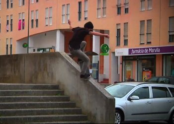 Ani Peter Molec nechybí v Antiz videu "Into the Van"