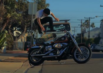 Sandoval a James ve společném nabitém B-side editu