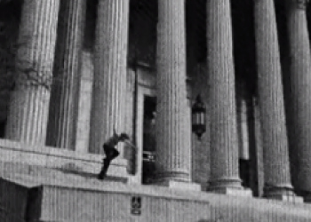 NY spot Courthouse Drop je už legenda