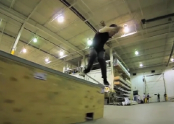Bobby Dekeyzer pro Hélas