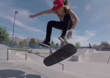 Leticia Bufoni si užívá skateboardingu v Las Vegas