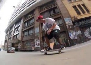 Danny Cerezini předvedl svůj neskutečný styl v Manolo's tapes