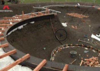 Video ze stavby skateparku v Řepích