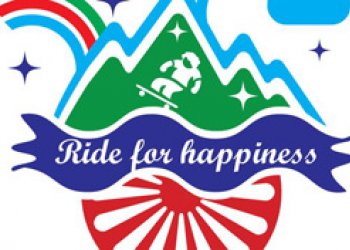 Lukáš Daněk pomáhá dětem v rámci „Ride for Happiness“