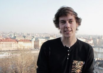 Adam Zvada a jeho stalinská One Line