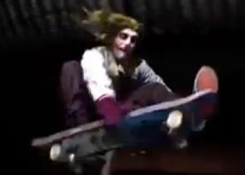 Mike Mo na Halloweena v Berrics