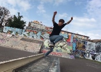 Robin Mayer představuje svůj skateboarding