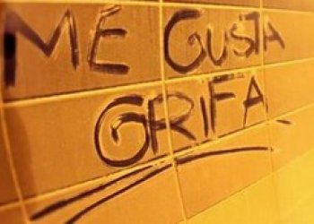 Mrkněte jak to vypadalo na premiéře Me Gusta Grifa videa