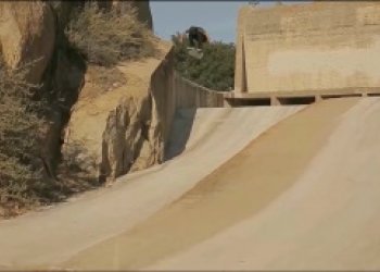Enzo Cautela natočil masakry pro Bones Wheels