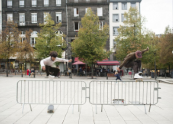 "Nike SB FR 58 Tour" s hromadou neznámých spotů