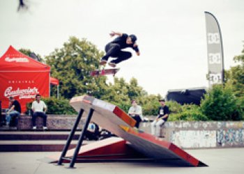 BU2R MonuMental Tour 2013: Otvíračka Stalin Praha a začátek další soutěže