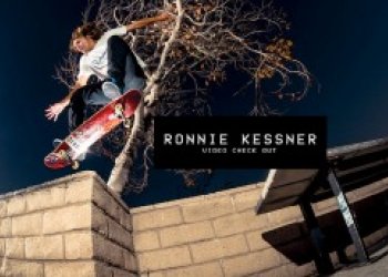 19letý skryťák Ronnie Kessner má rozhodně co ukazovat