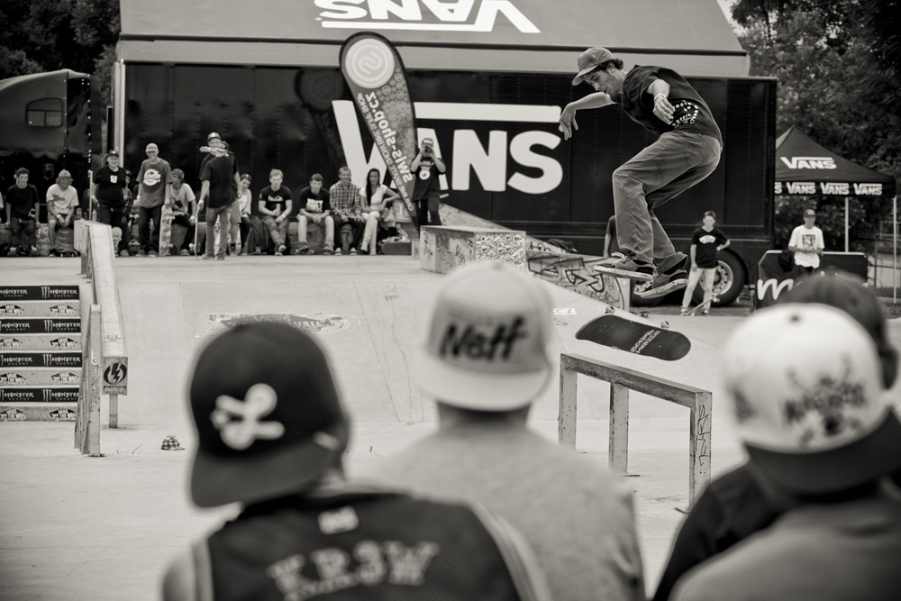 Karel Raichl kickflip frontside boardslide / foto: Kac Karel Raichl kickflip frontside boardslide / foto: Kac