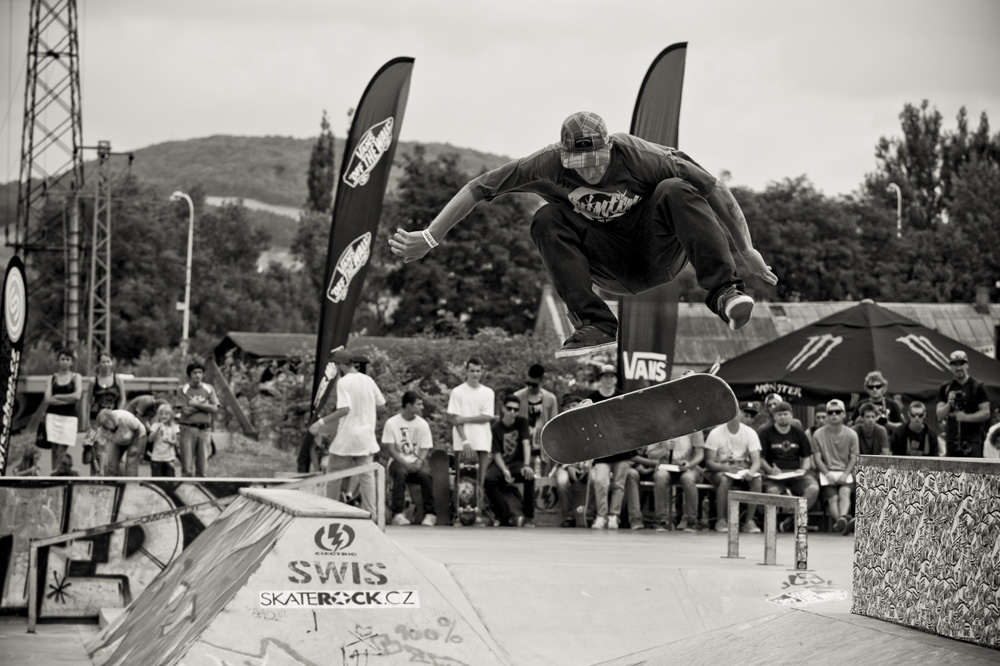Dan Eliášek frontside flip / foto: Kac Dan Eliášek frontside flip / foto: Kac