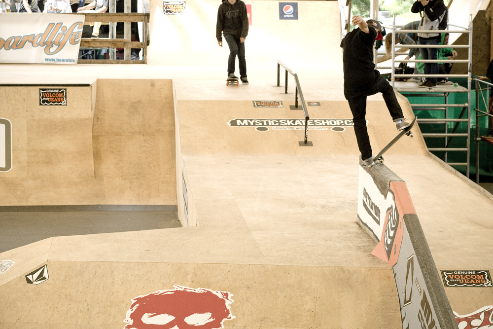 MAXIM_HABANEC_FRONTSIDE_NOSEBLUNTSLIDE Maxim Habanec frontside nosebluntslide. / foto: Kac