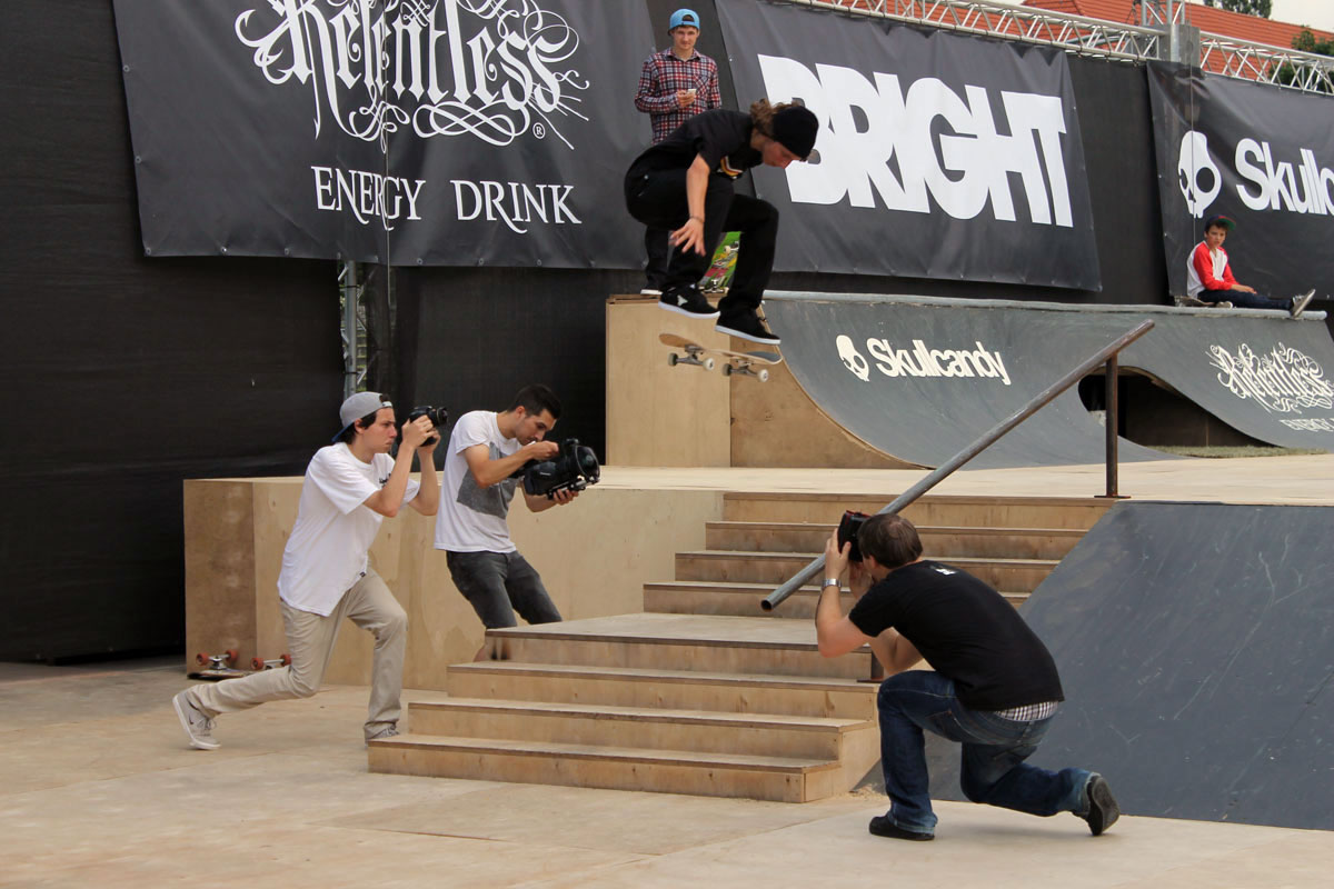 asta_swhell_first Tom Asta a swtich heelflip na první.