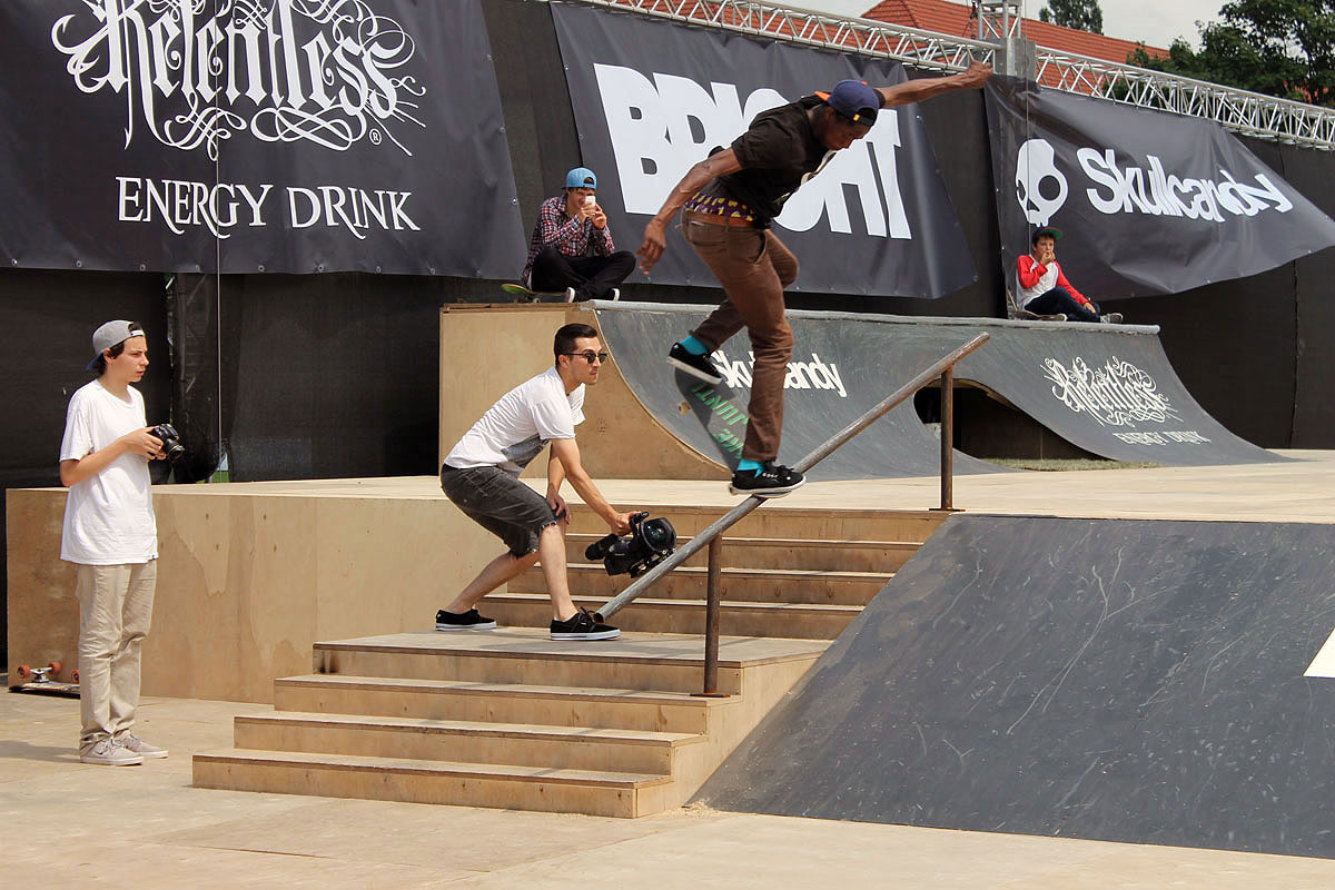 lima_nobsnosbl Helder Lima nollie backside nosebluntslide.