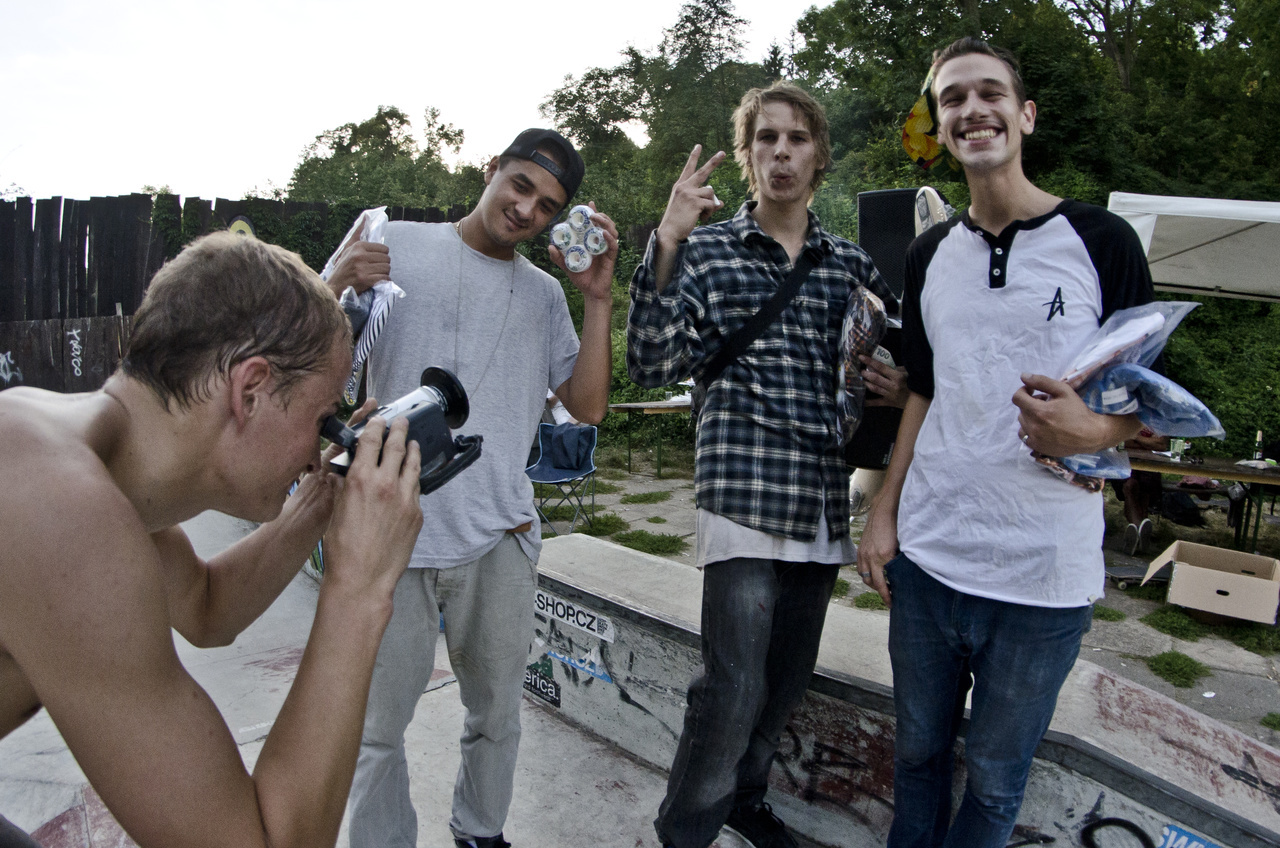 Vítězové streetu: Zleva Ivan Thai, Kuba Páv a Adam Lukas. Foto: Jakub Zima Vítězové streetu: Zleva Ivan Thai, Kuba Páv a Adam Lukas. Foto: Jakub Zima