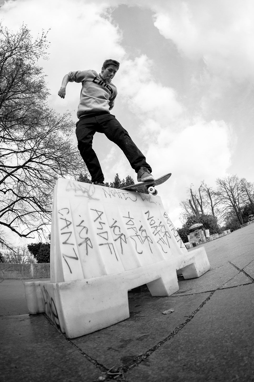 IMG_3245_II_bslipslide Backside lipslide. / foto: Michal Jirák