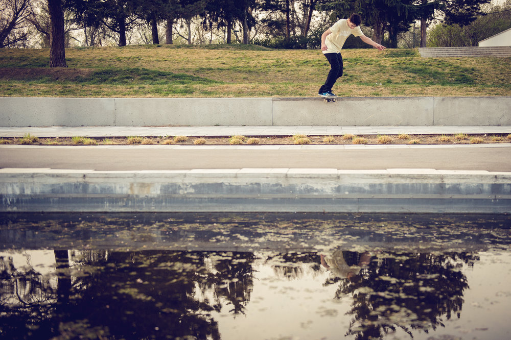 Filip Krchník backside tailslide a další fotky na RB. / foto: Braňo Poláček