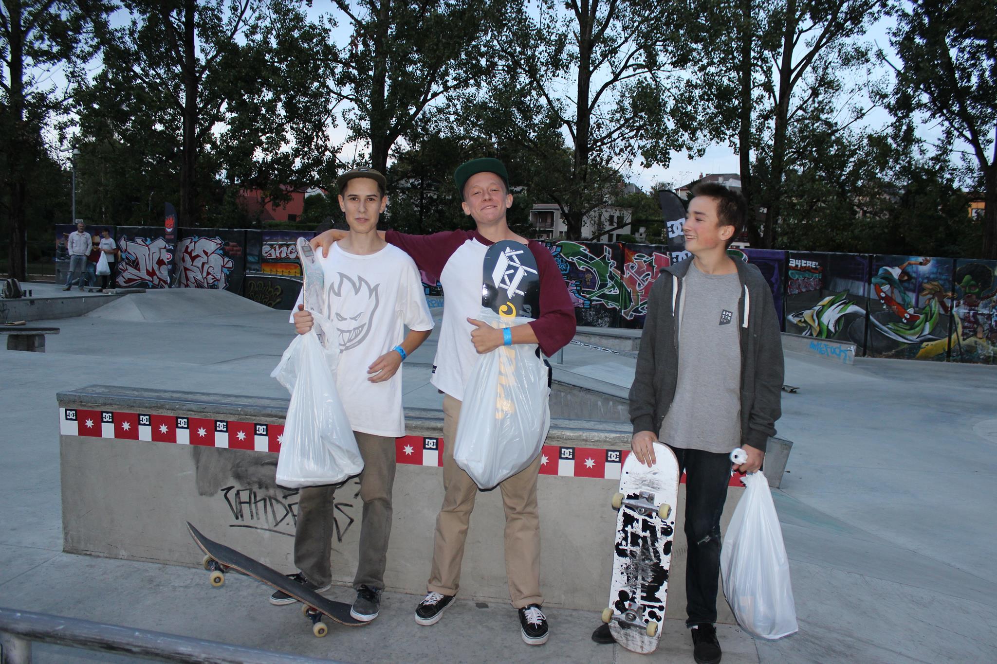 Bowl winners. Foto: Dan Vojtaš Bowl winners. Foto: Dan Vojtaš