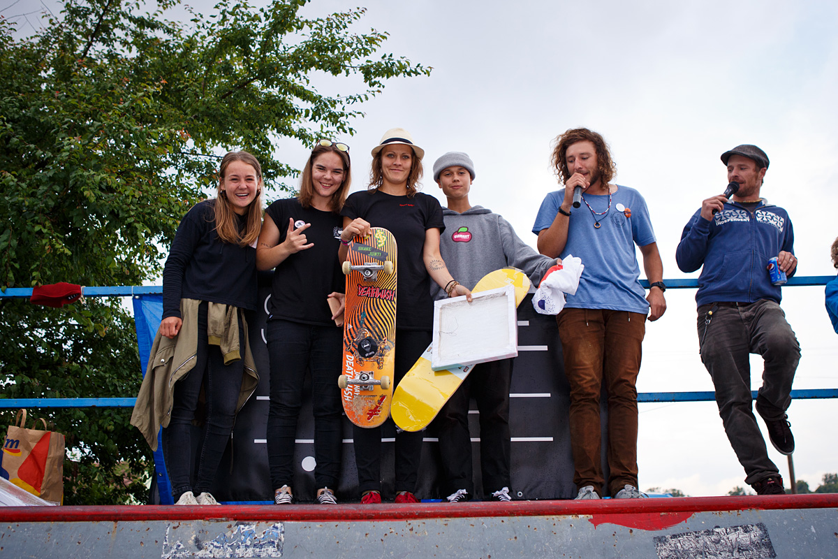 Ladies Game of Skate.