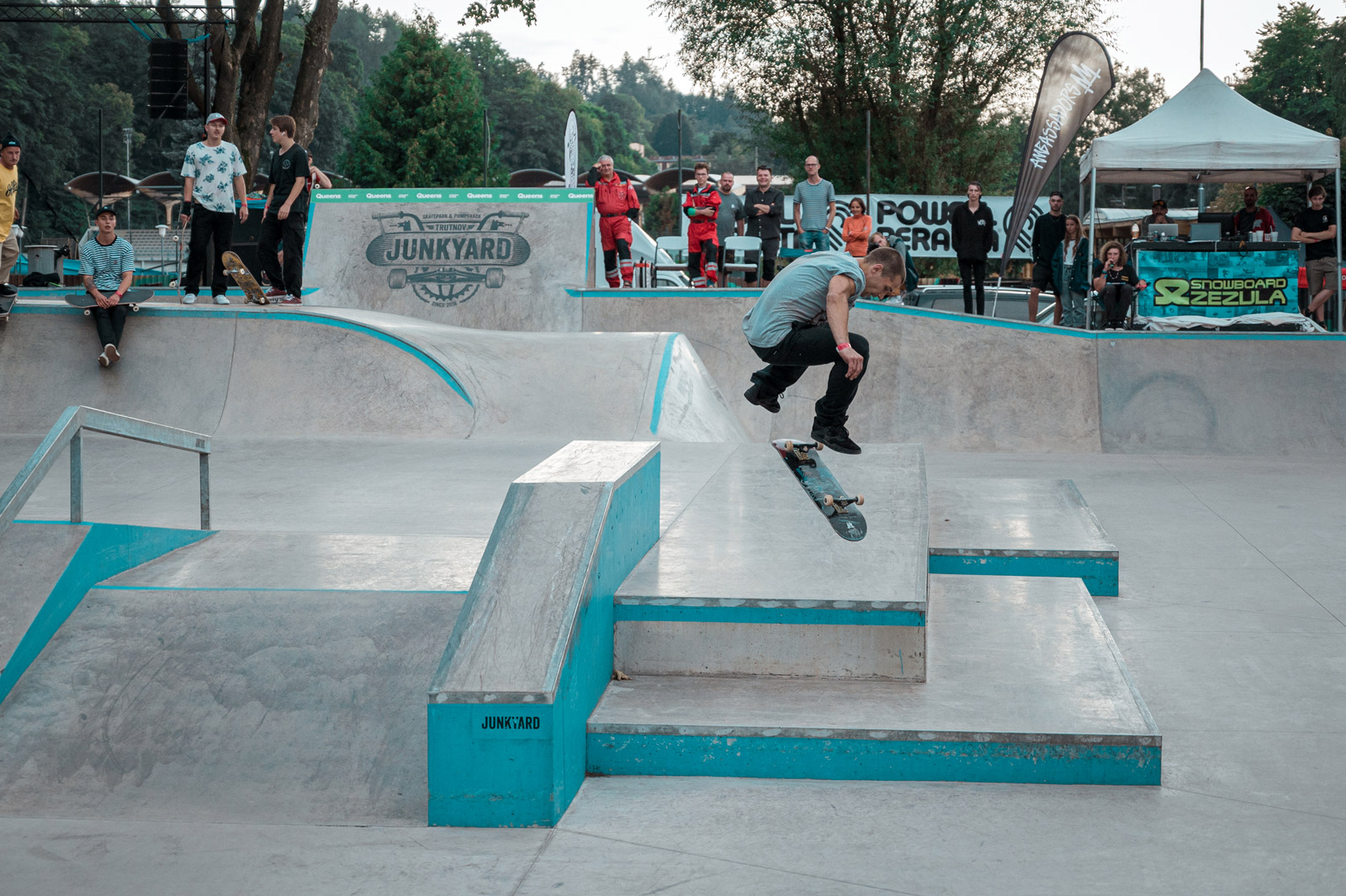 Tomáš Stejskal fakie flip. / foto: Jan Kopřiva